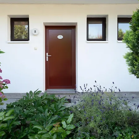 Dat Witte Hus Strandkajuete * Rettin